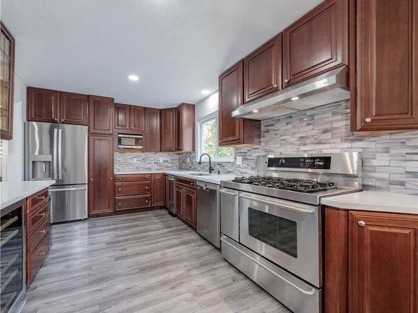 20872 Catamaran Ln, Huntington Beach, CA 92646