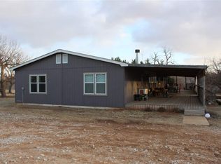213302 E 625th Rd, Vici, OK 73859