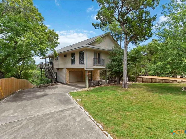 1115 Riviera Dr, Canyon Lake, TX 78133