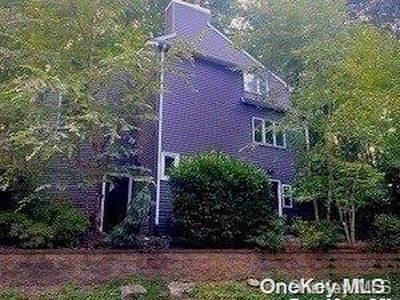 318 Oakwood Road, Port Jefferson, NY, 11777