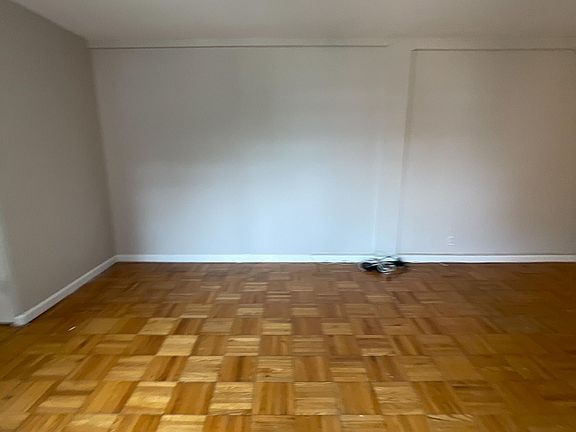 2nd image of 36 Duncan Ave #6E