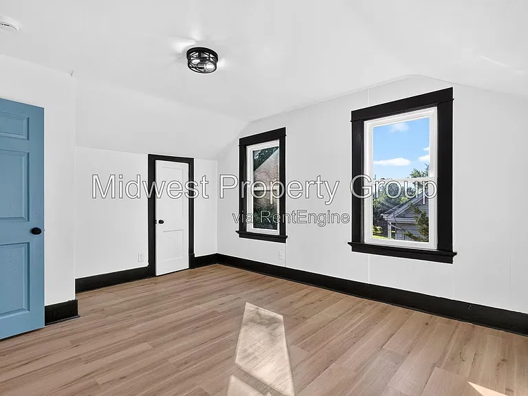 11560 Old Halls Ferry Rd — Photo 28