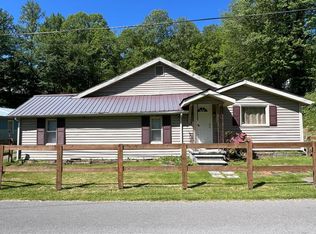 123 Cawood Ln, Middlesboro, KY 40965