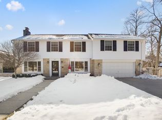 4711 N Lake Dr, Whitefish Bay, WI 53211