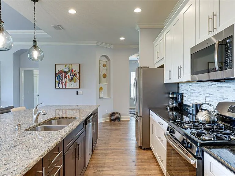 4511 Terrazza Ct — Photo 13