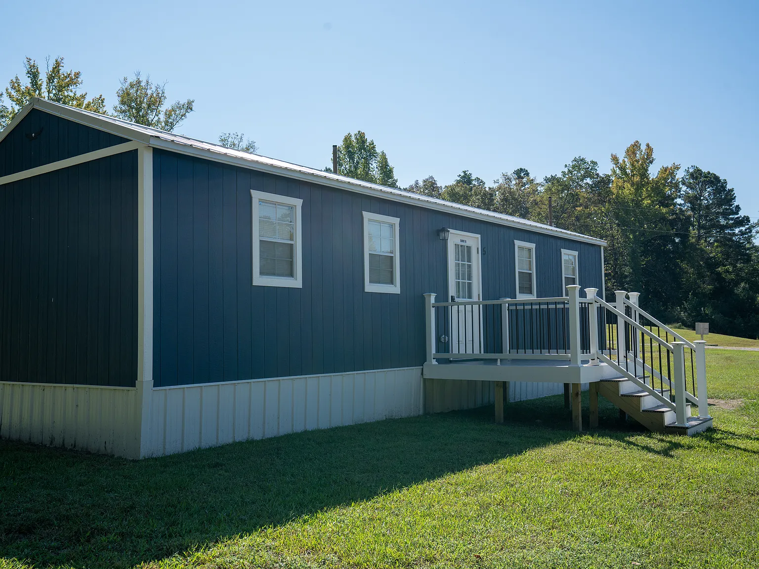 2 bed, 560 sqft, $1,400 — Photo 2