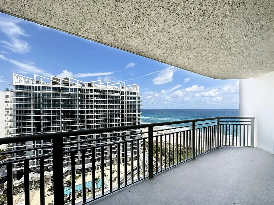 3000 N Ocean Dr #19B