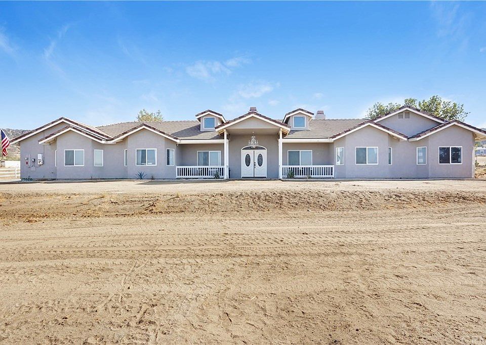 2nd image of 31401 Rowley Ln