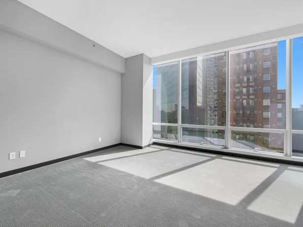 157 West 57th Street image 8 of 27