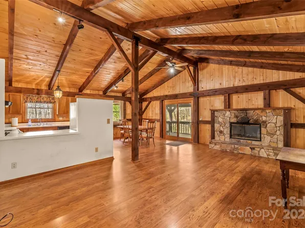5239 Hudlow Rd, Union Mills, NC 28167