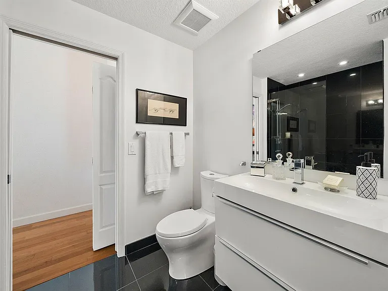 11011 Legacy Ln #306 — Photo 23