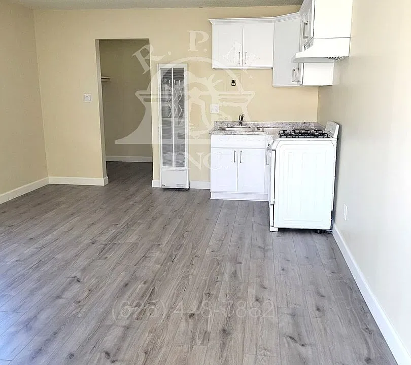 11509-11517 Bryant Rd