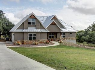 709 Cambridge Dr, New Braunfels, TX 78132