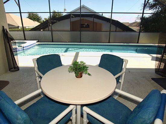 OT4P3204IH-covered-lanai