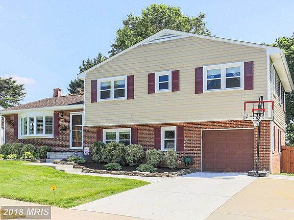 2nd image of 1019 W Seminary Ave