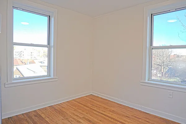 Rented by Compass | media 10