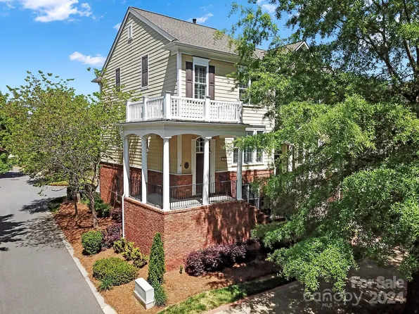 581 6th Baxter Xing, Fort Mill, SC 29708