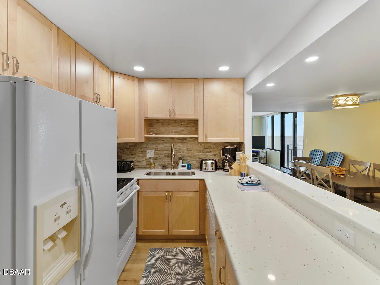 2 bed, 2.0 bath, 1247 sqft, $2,450 — Photo 3
