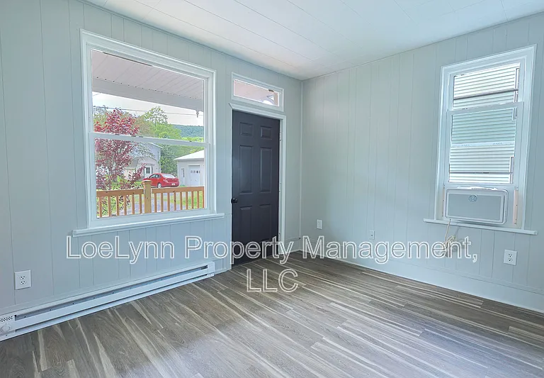 14210 Temple St — Photo 22