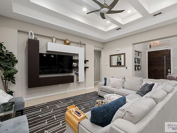 4th image of 5563 Rawhide Dr