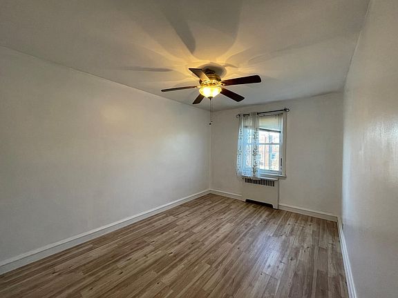 4th image of 2943 Glenview St