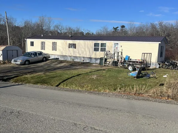 38 Union Street, Searsport, ME 04974