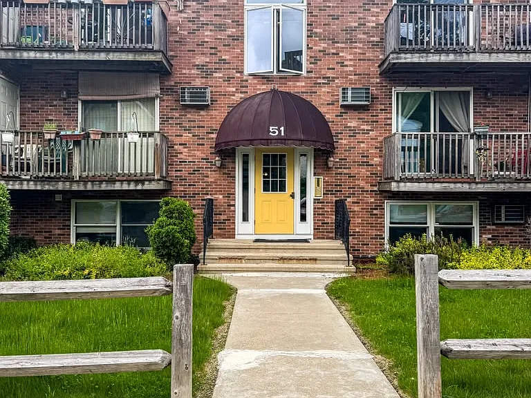 51 Alvarado Ave #101 — Photo 1
