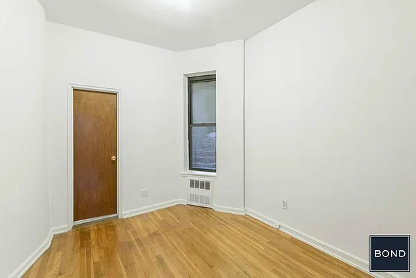 Rented by Bond New York | media 4