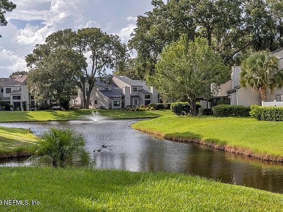 5th image of 716 Selva Lakes Cir