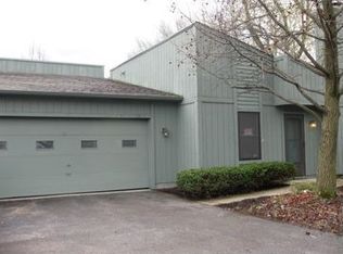 1267 Worthington Creek Dr, Worthington, OH 43085