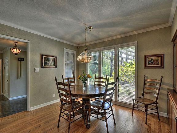 Breakfast nook