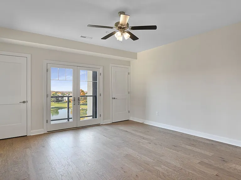 5233 Highpointe Lakes Dr #401 — Photo 41