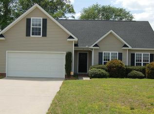 25 Heatherwood Dr, Lugoff, SC 29078