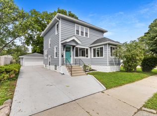 2559 S 84th STREET, West Allis, WI 53227