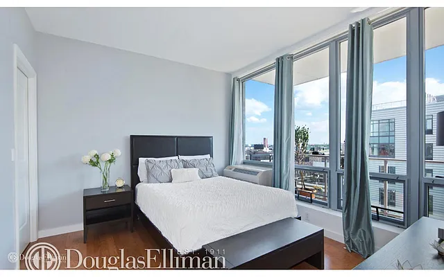 Rented by Douglas Elliman | media 14