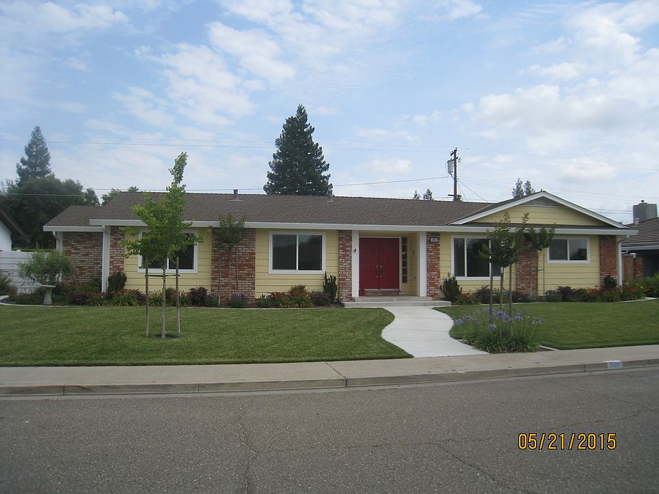 1st image of 2695 Sierra Vista Dr