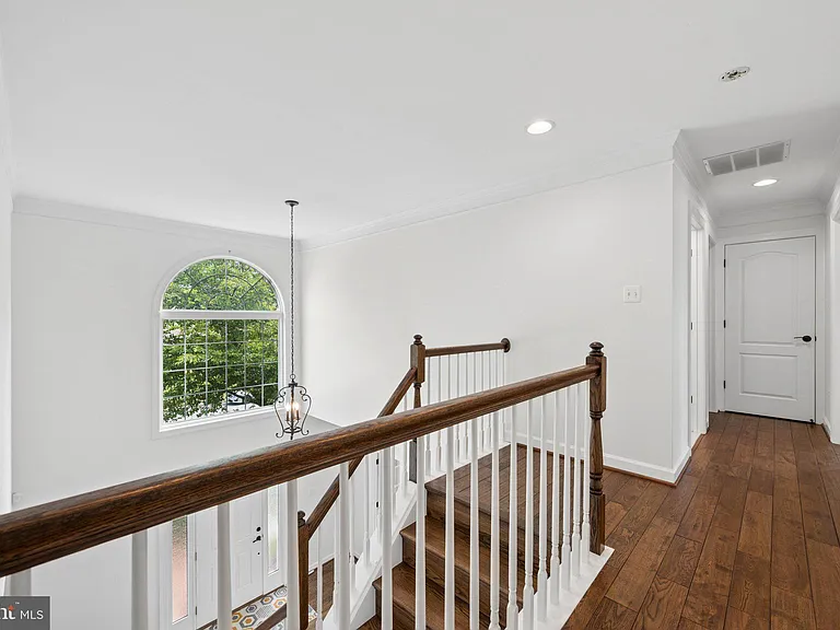 110 Bedrock Dr — Photo 22