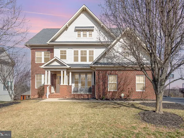 4112 Cray Dr, Warrenton, VA 20187