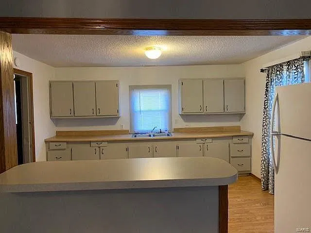 3 bed, 1.5 bath, 1540 sqft, $1,595 — Photo 3