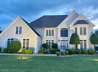 33 Valleyfield Cv, Jackson, TN 38305