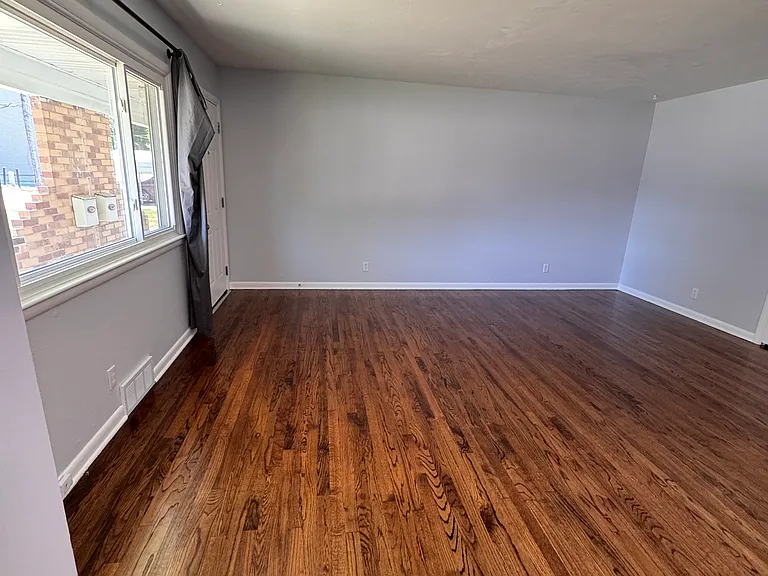 112 E Sheridan St #114 — Photo 11