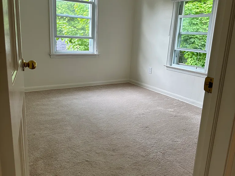 1547 Commodore Rd — Photo 15