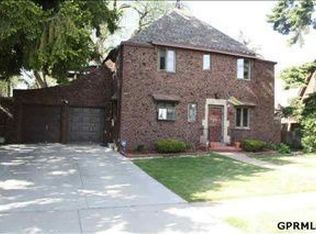 3332 Hickory St, Omaha, NE 68105