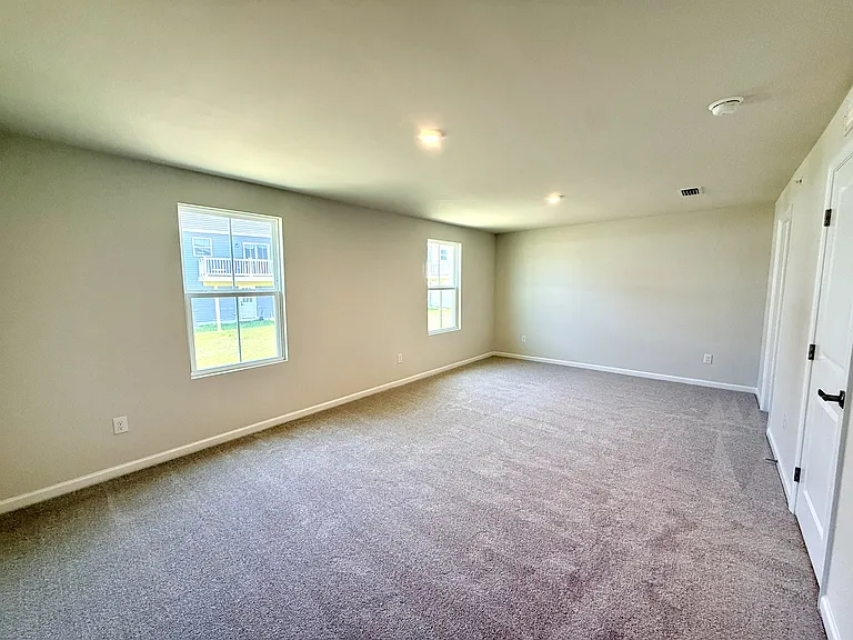 3811 Powell Rd — Photo 7