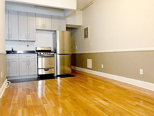 Rented by AJ Clarke | media 17