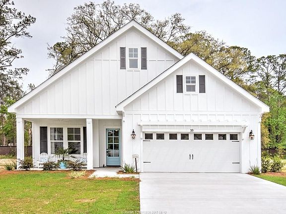 2nd image of 10 Lavender Cir