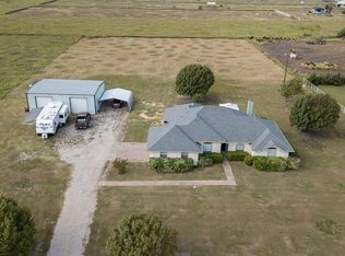 1050 Hampel Rd, Palmer, TX 75152