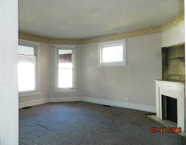 2nd image of 1318 McConnell Ave