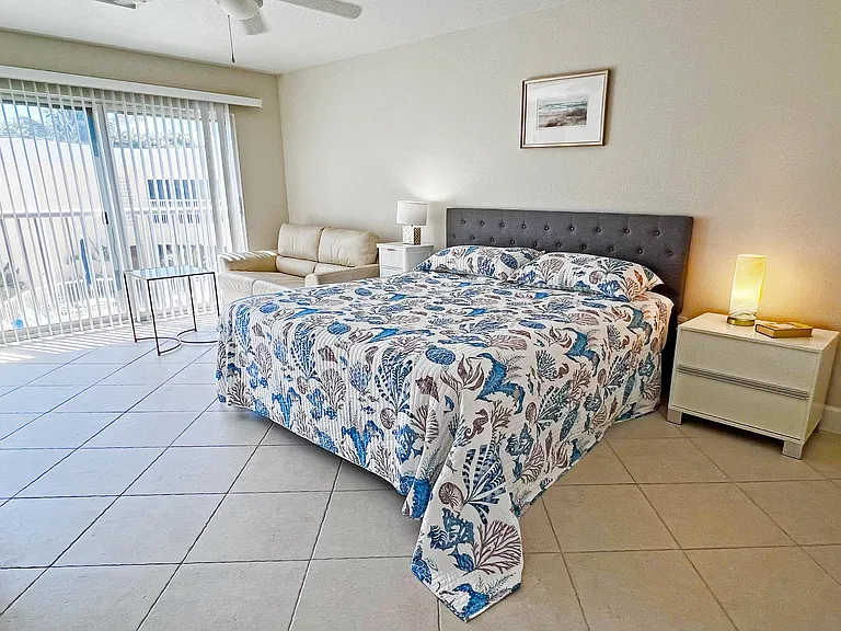 3541 NE Ocean Blvd #4 — Photo 38