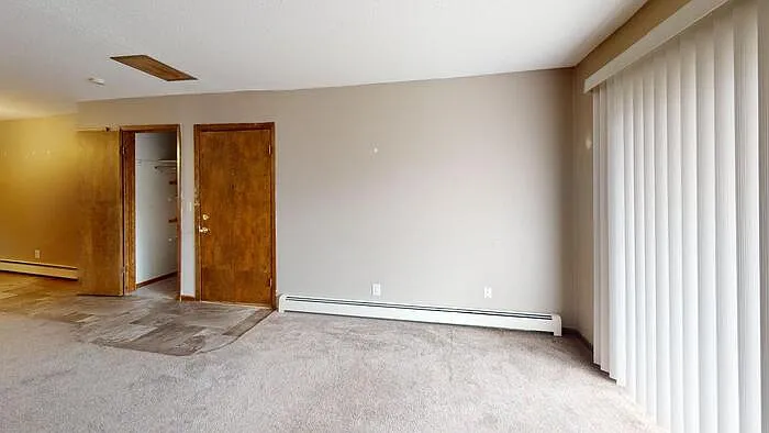 912 E Owens Ave #1 — Photo 3